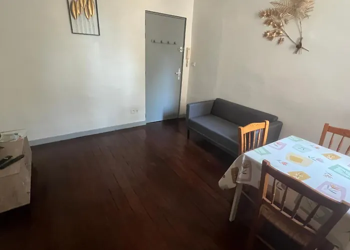 Entier Hyper Centre *